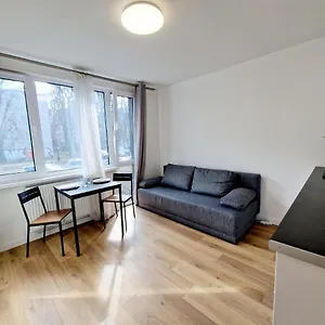 https://modern-apartment-batorego-16-a121.warsawhotelspoland.com