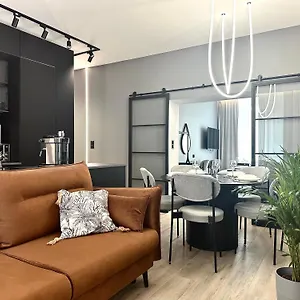 Szewska ~ 200m Main Square ~ Self Check-in 20h Apartament